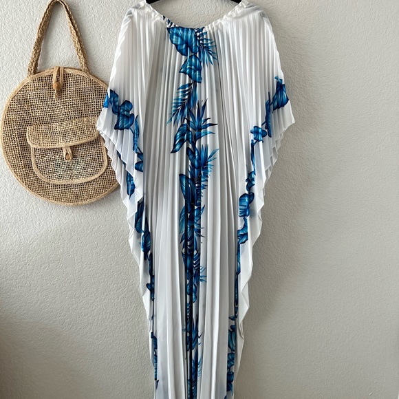 Resort Line Dresses & Skirts - Vintage 70’s Resort Line Hawaiian Caftan